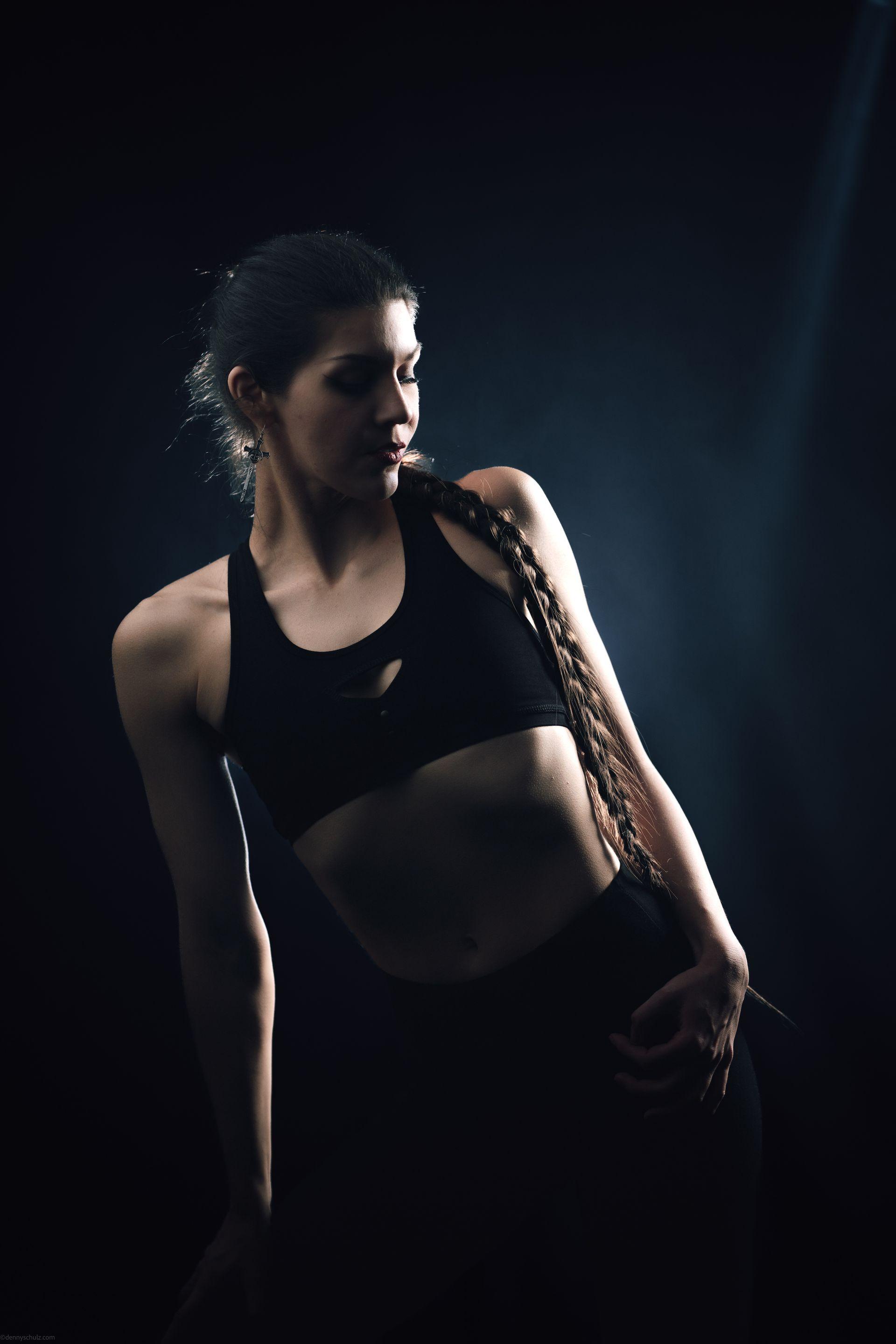 Regenbogenschwarz - Yoga mit Marta